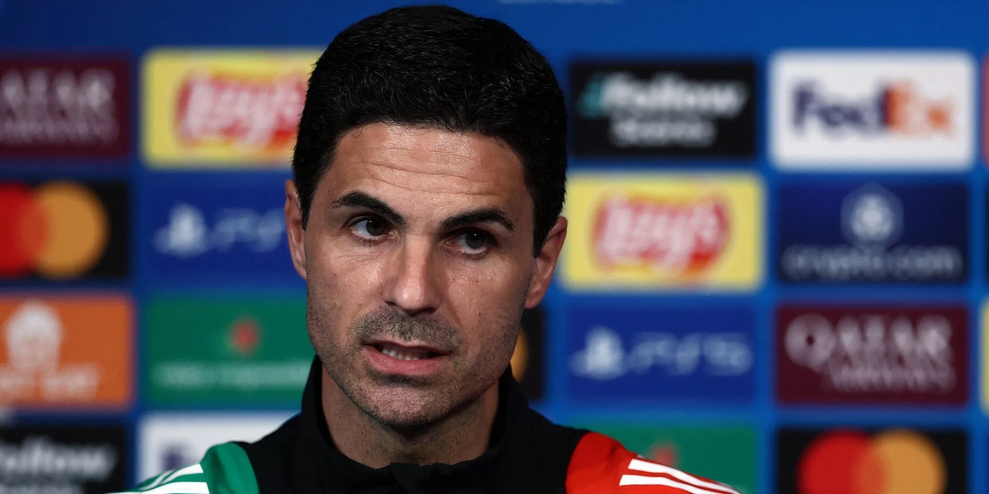 Mikel Arteta với những phát biểu gây tranh cãi