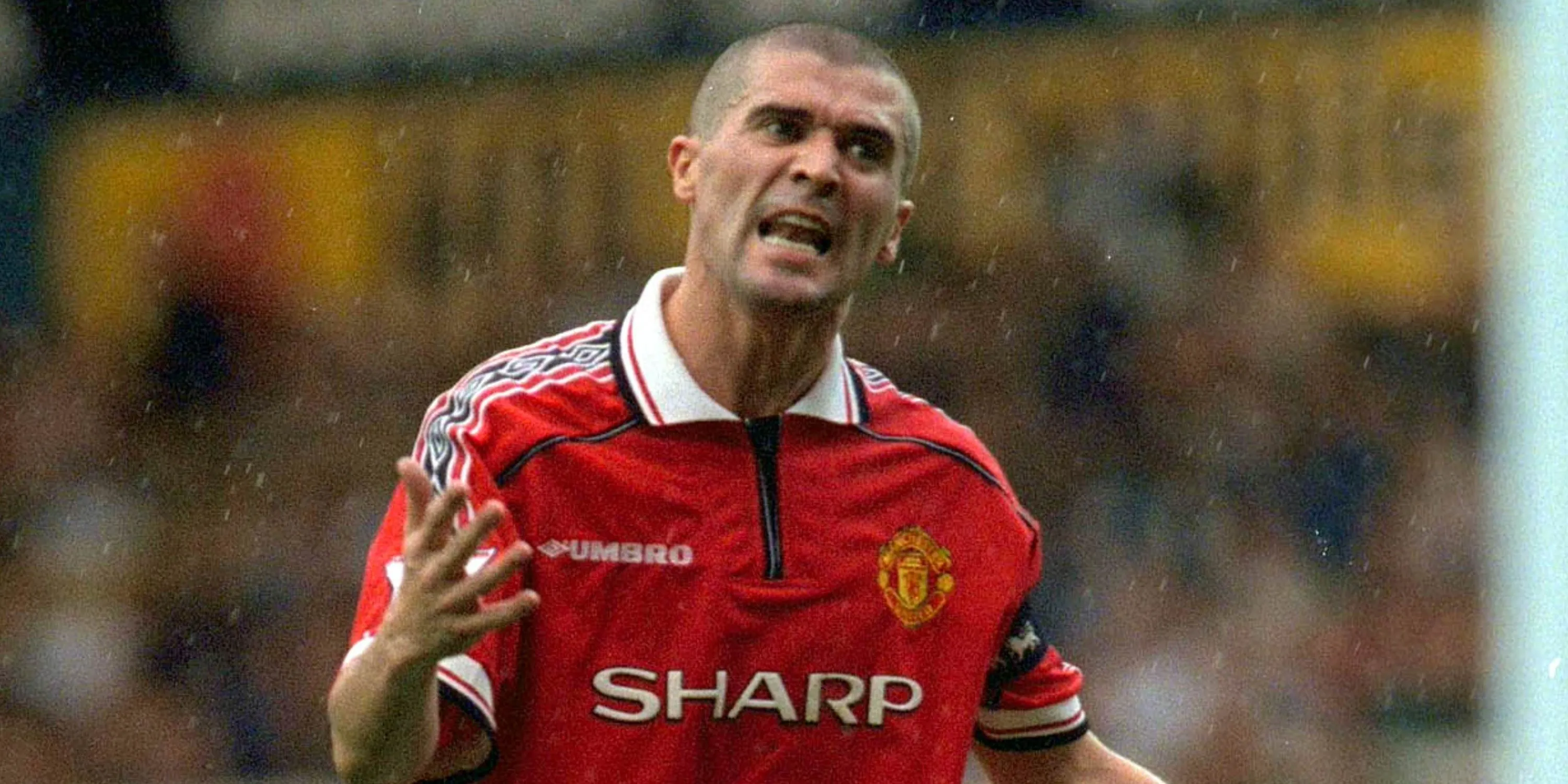 Roy Keane thi đấu trong màu áo Man Utd