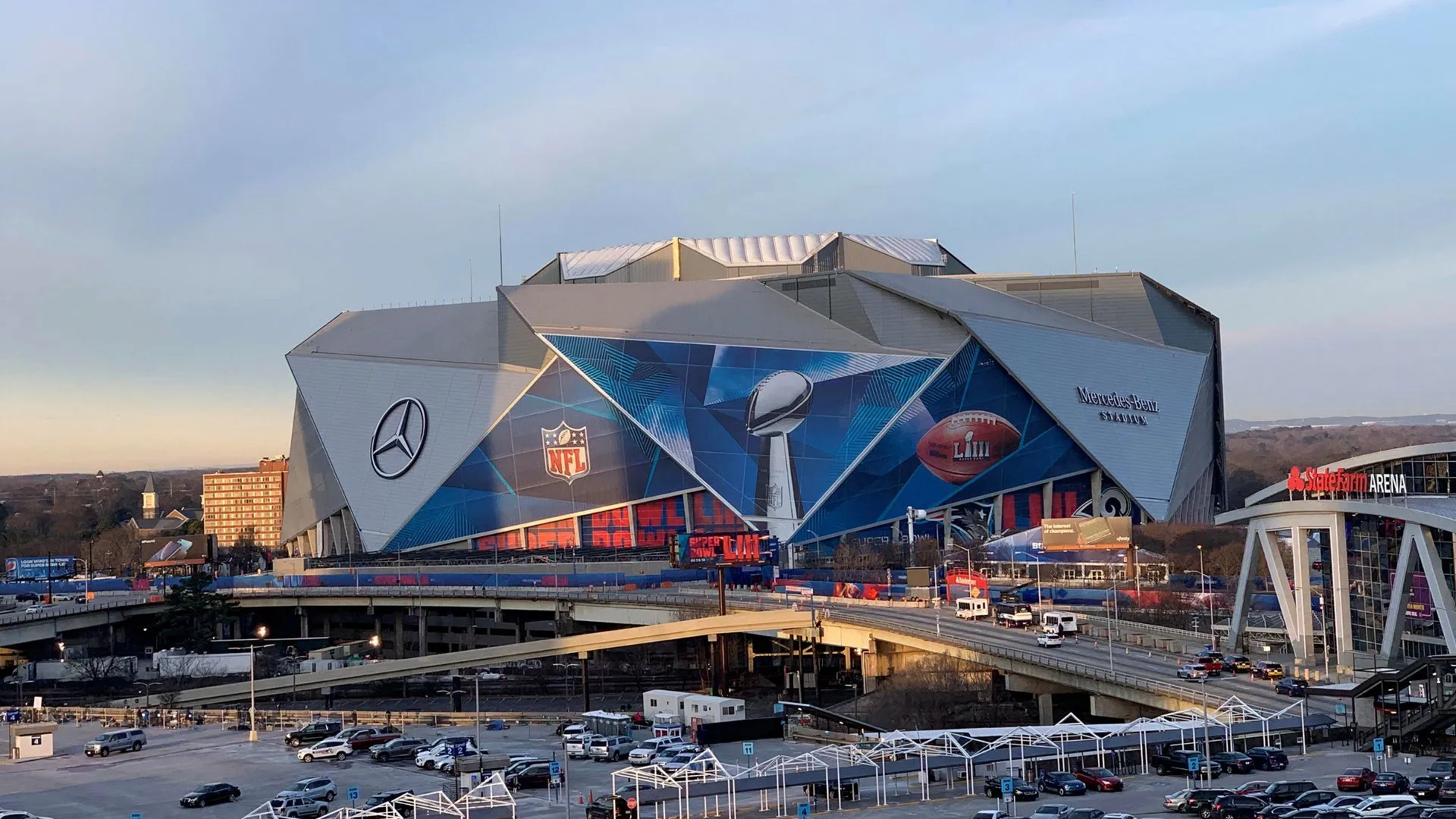 Sân vận động Mercedes-Benz Stadium, sân nhà của Atlanta United