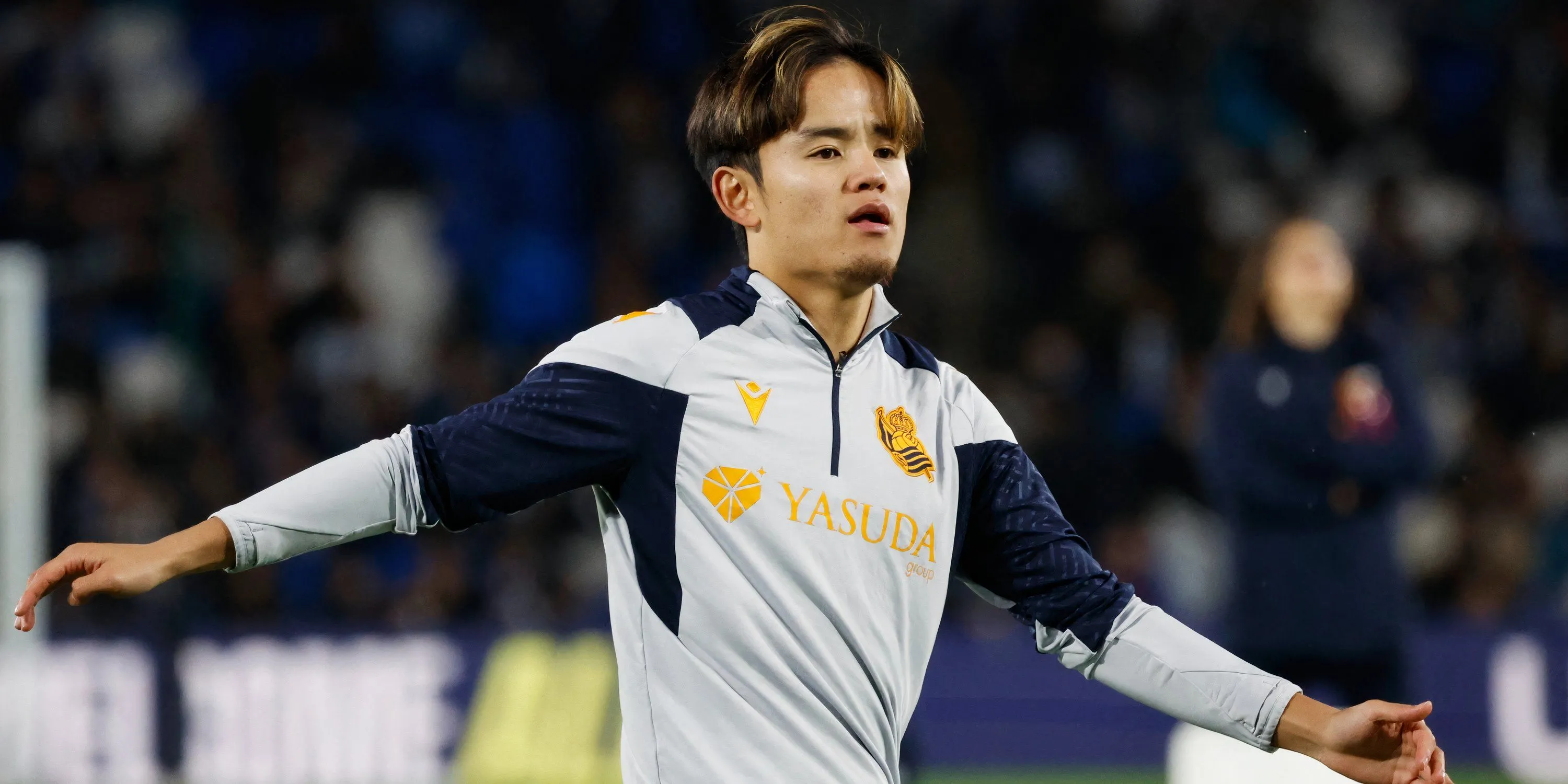 Takefusa Kubo của Real Sociedad thi đấu