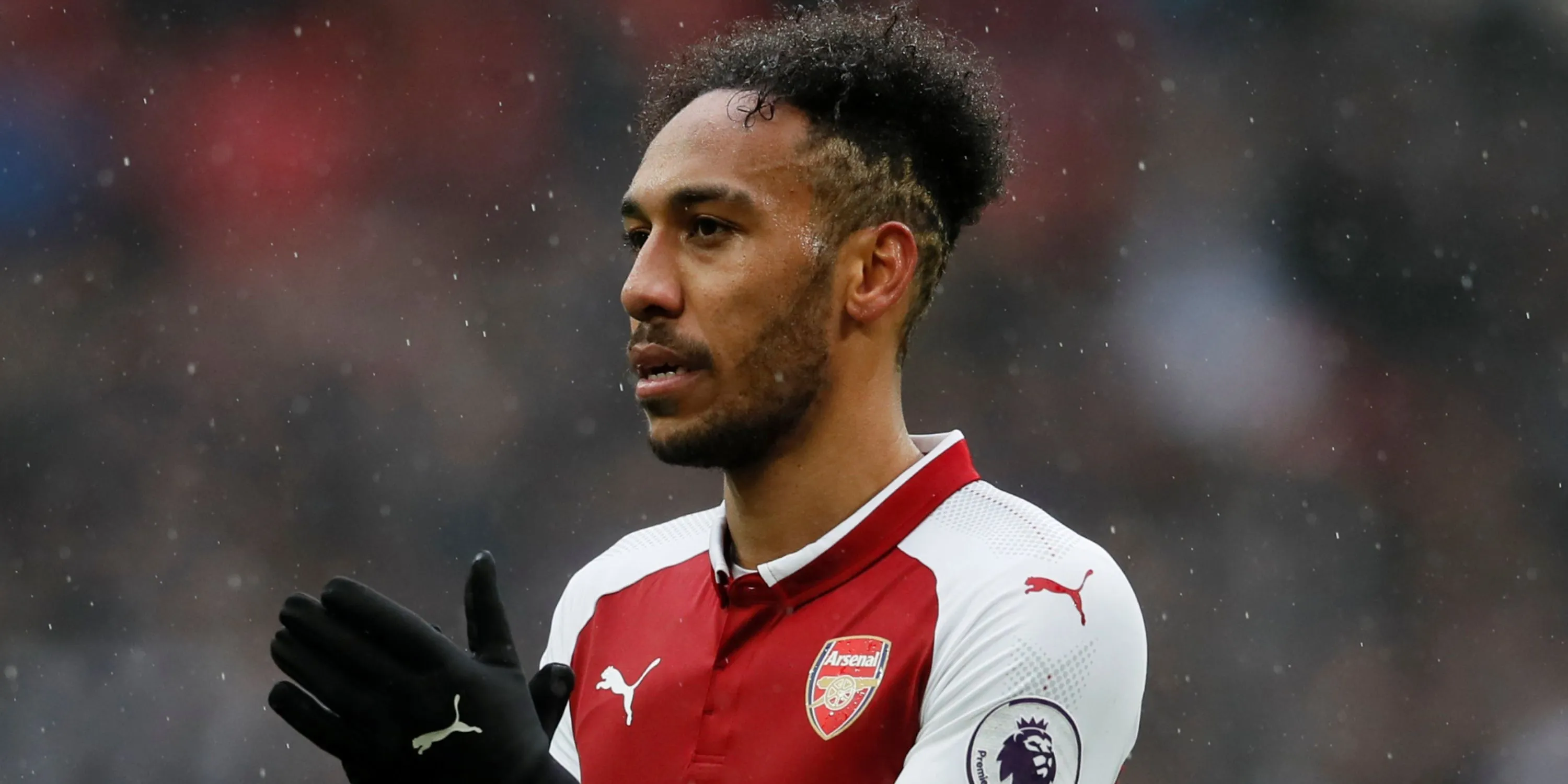 Tiền đạo Pierre-Emerick Aubameyang khoác áo Arsenal