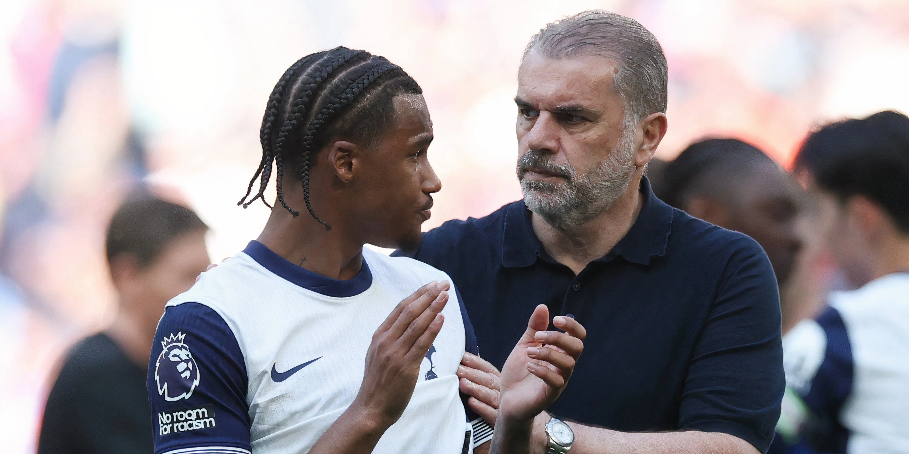 Wilson Odobert trong trận đấu của Tottenham tại Premier League.
