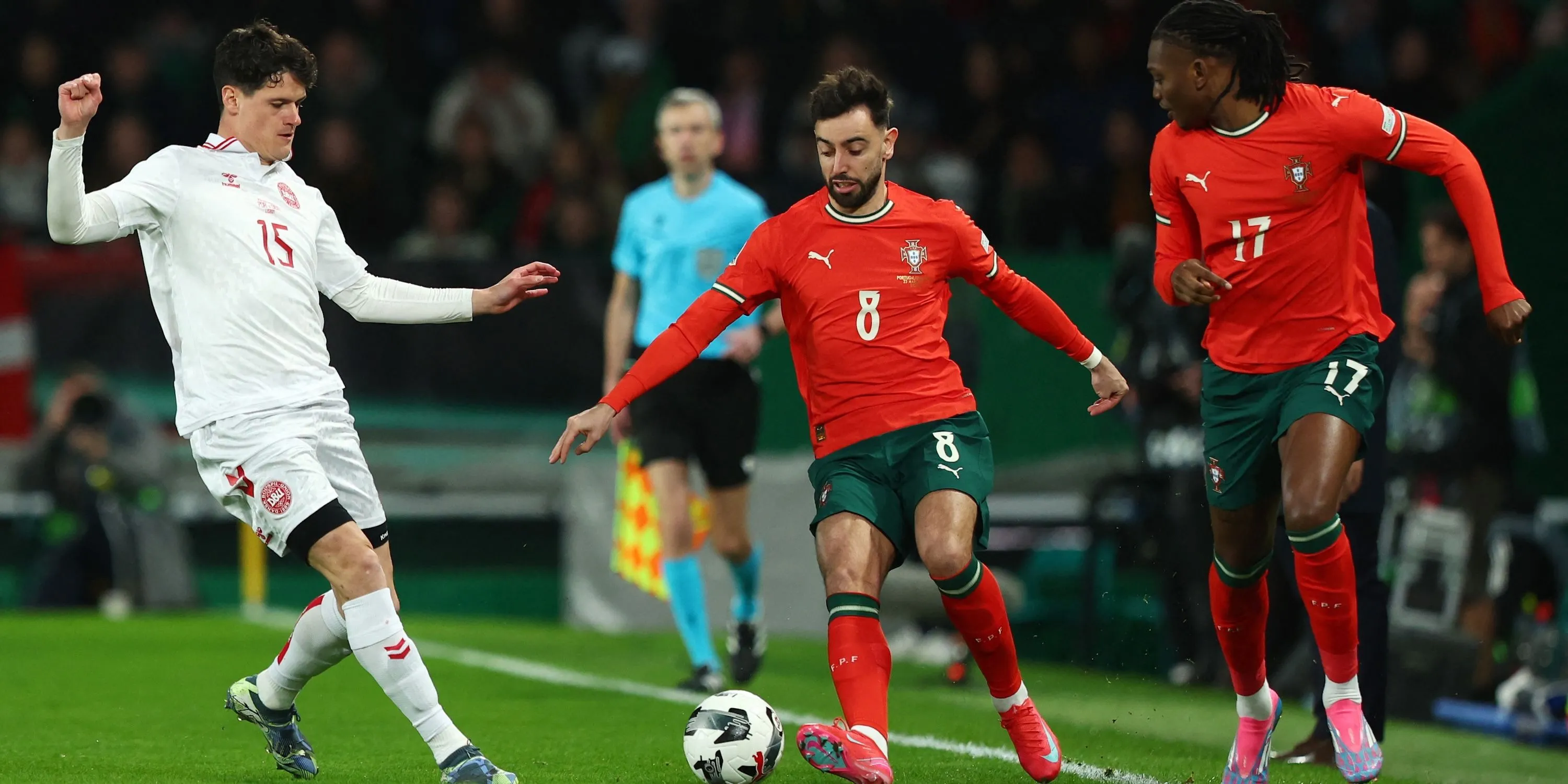 Bruno Fernandes thi đấu cho đội tuyển Bồ Đào Nha
