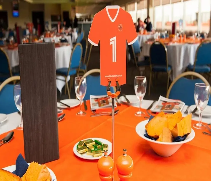 Gói dịch vụ hiếu khách tại sân Bloomfield Road