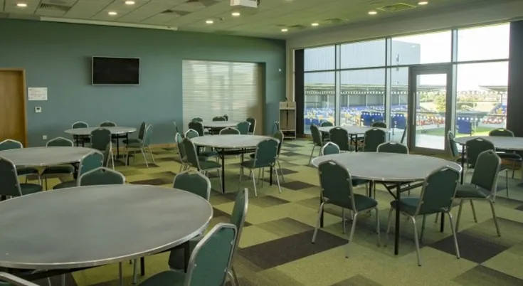 Không gian khu vực tiếp đón khách VIP tại LNER Community Stadium