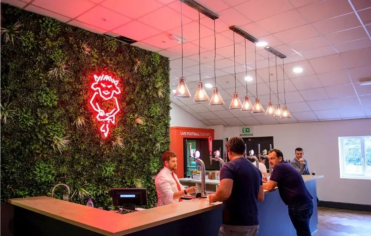 Không gian phòng chờ dịch vụ hiếu khách (Hospitality Lounge) tại Sincil Bank