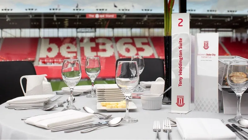 Khu vực dịch vụ khách sạn cao cấp tại sân vận động Bet365 Stadium