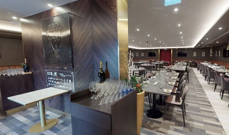 Khu vực tiếp đón khách VIP tại sân Anfield, 1862 Lounge