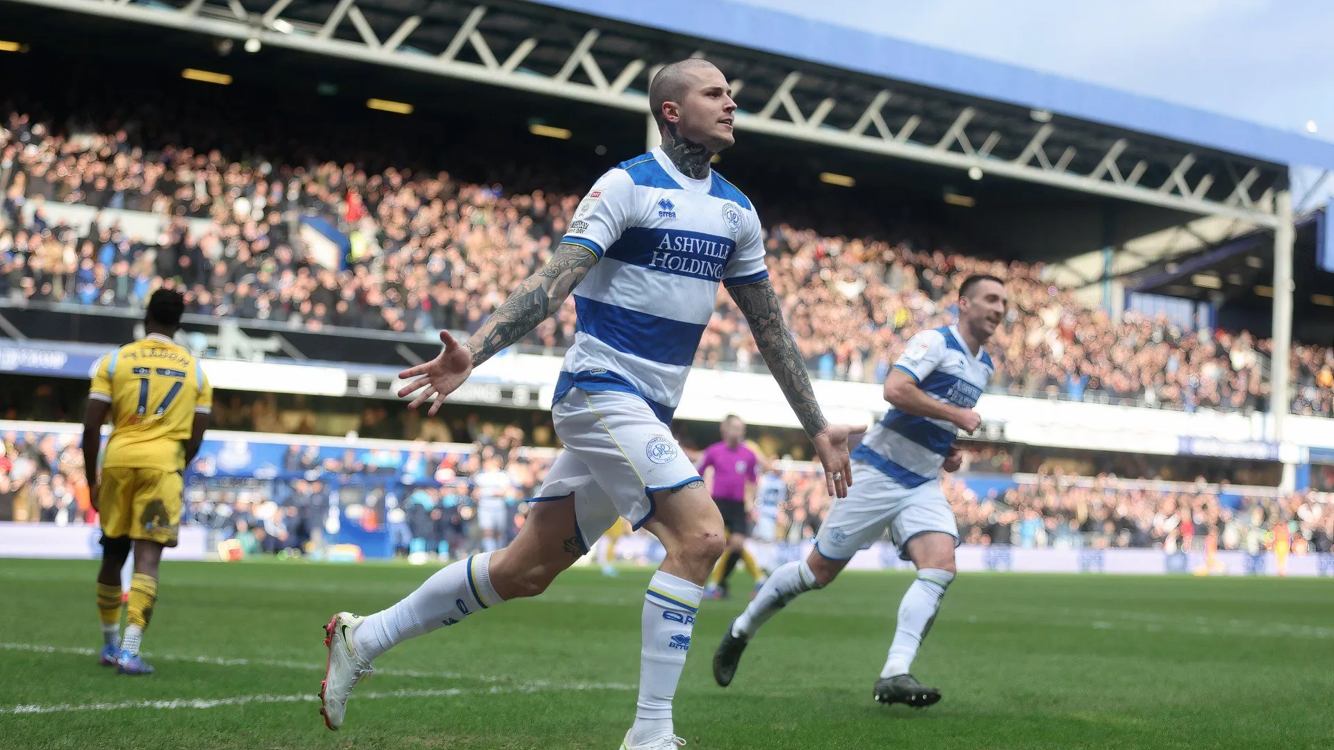 Lyndon Dykes trước nguy cơ rời Birmingham City