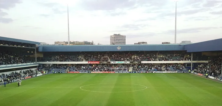 Một góc nhìn tổng thể khác của sân vận động Loftus Road, sân nhà của Queens Park Rangers.