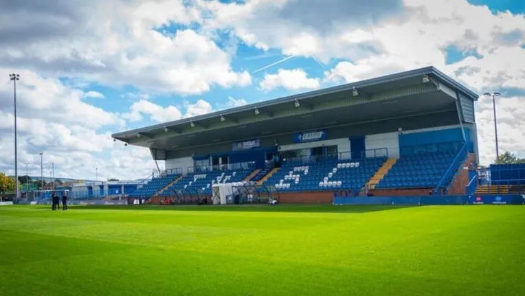 Sơ đồ khán đài chính Sân Tameside