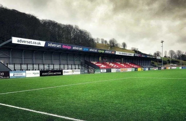 Sơ đồ và phân bổ chỗ ngồi cơ bản tại sân Flamingo Land Stadium