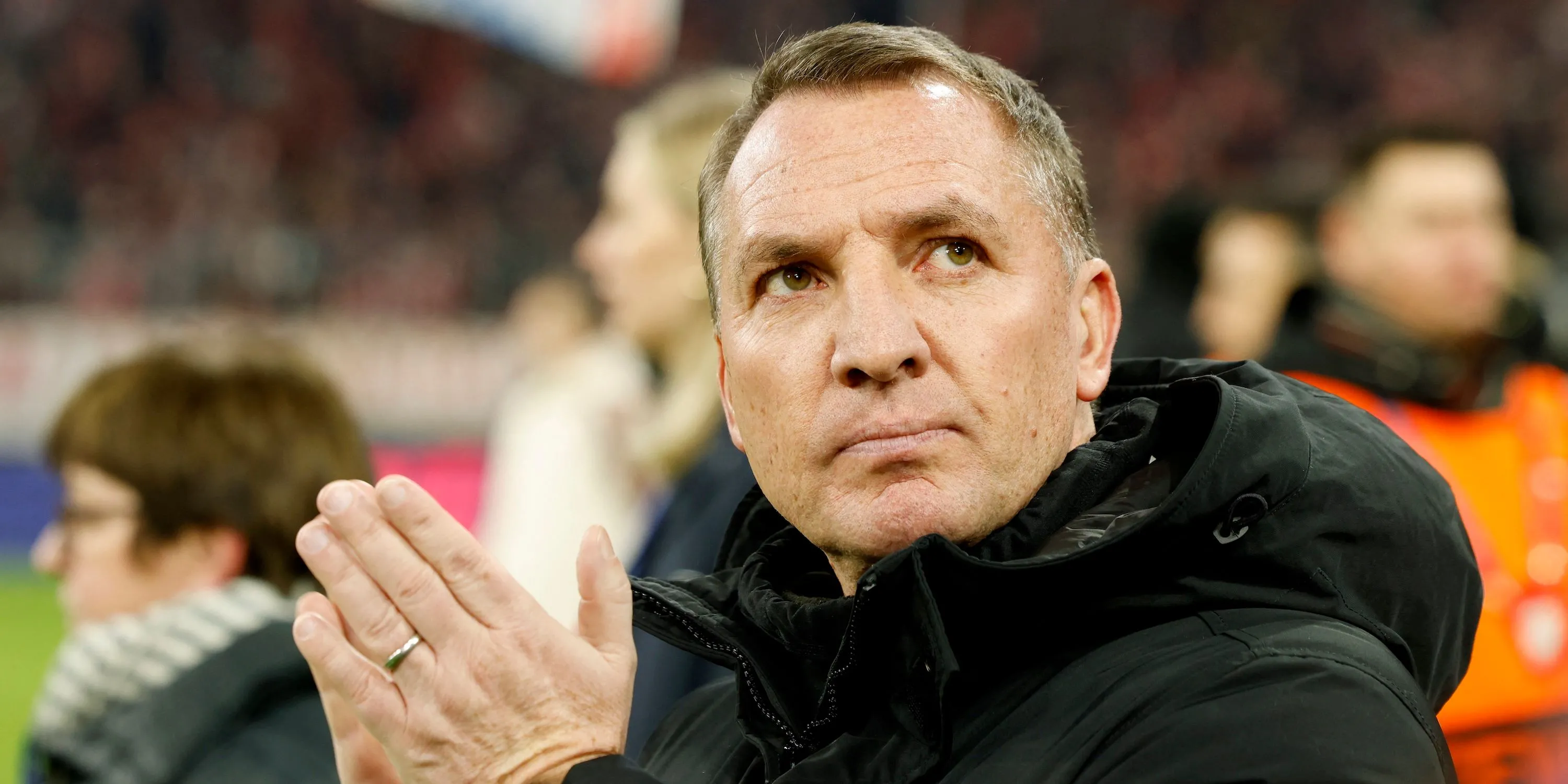 Brendan Rodgers, huấn luyện viên trưởng Celtic, đang thảo luận về kế hoạch chuyển nhượng cầu thủ tấn công