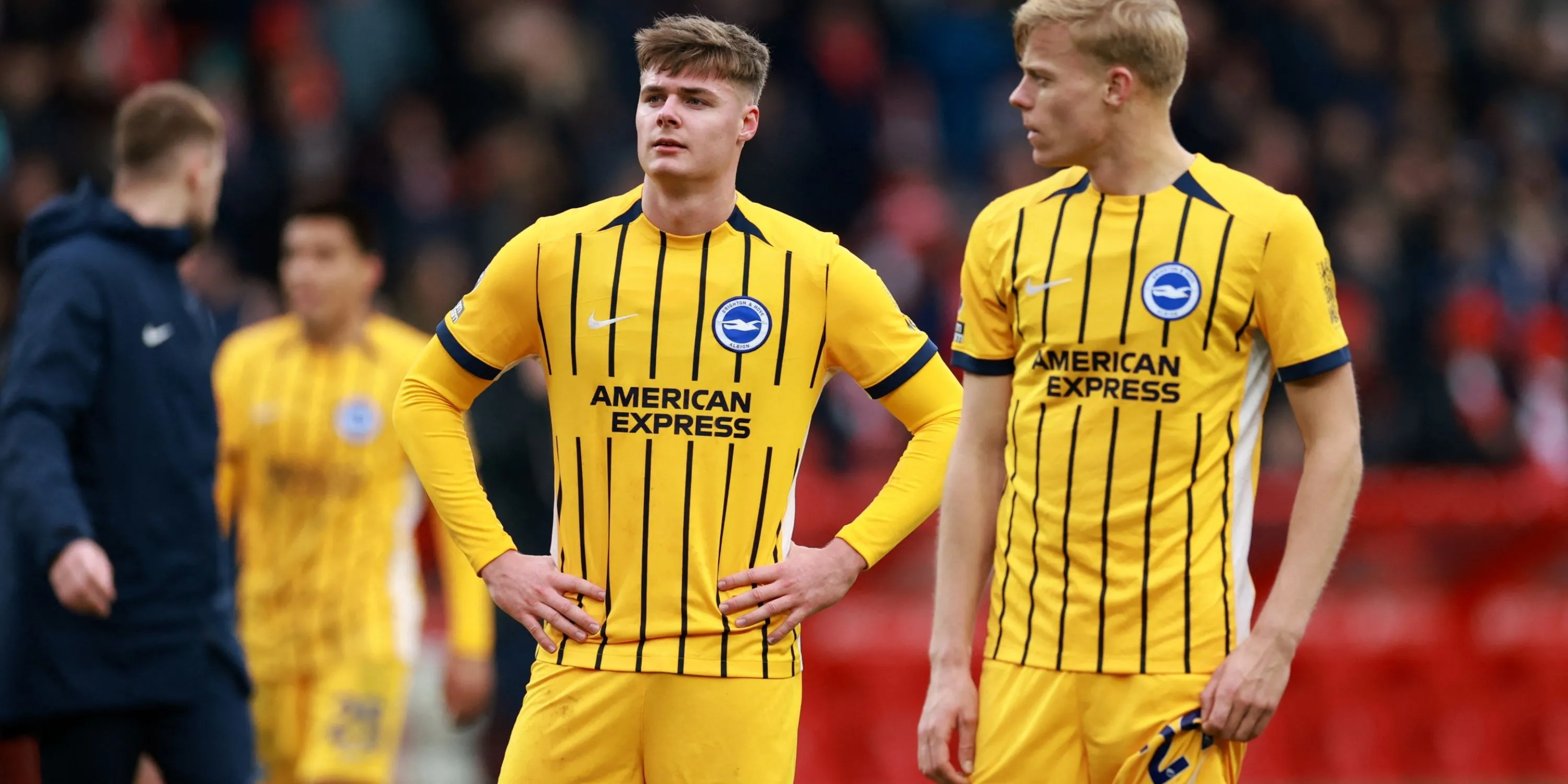 Evan Ferguson thi đấu ấn tượng trong màu áo Brighton &amp; Hove Albion.