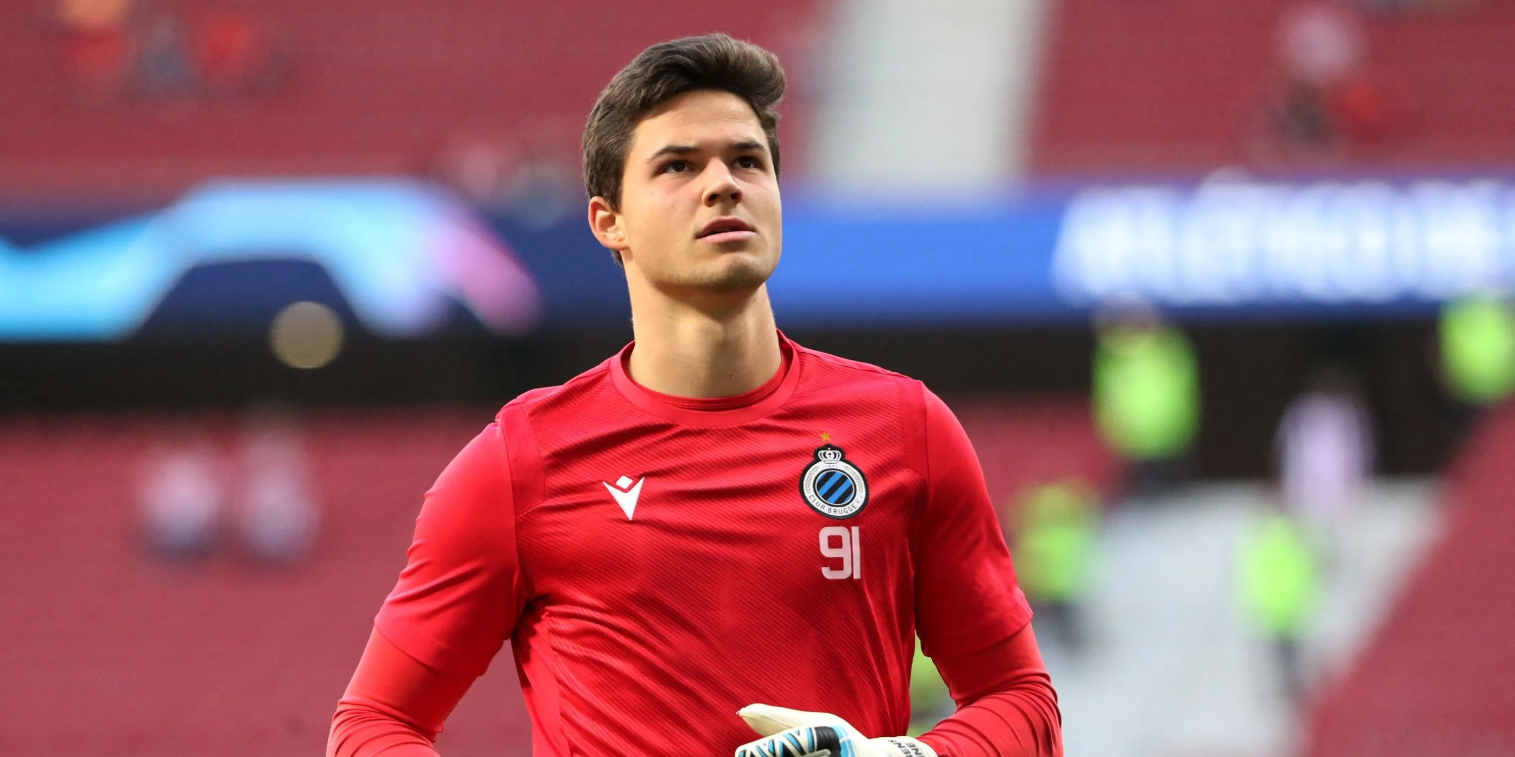 Thủ môn Senne Lammens thi đấu cho Royal Antwerp