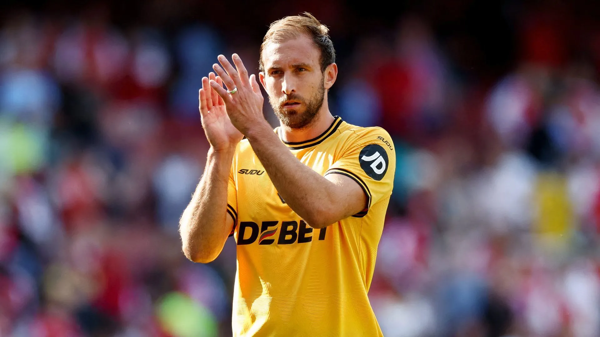 Craig Dawson chỉ huy hàng thủ — lựa chọn kinh nghiệm cho đội muốn ổn định khu vực 16m50
