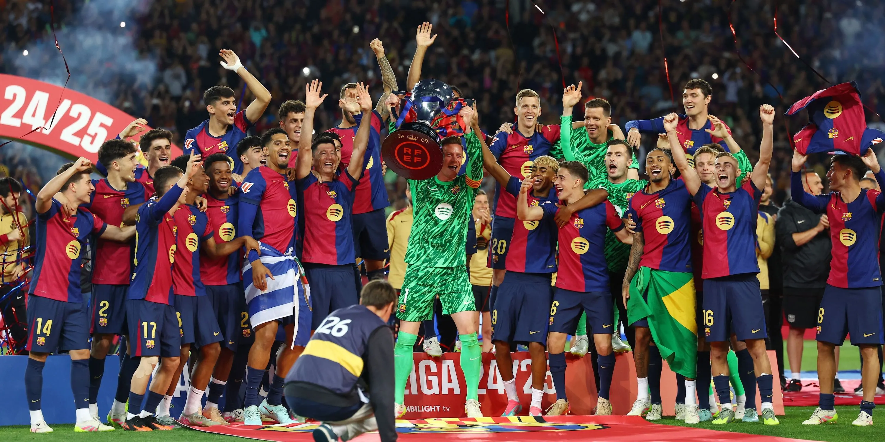 Marc-André ter Stegen cùng Barcelona, phương án mượn cho Chelsea tháng 1