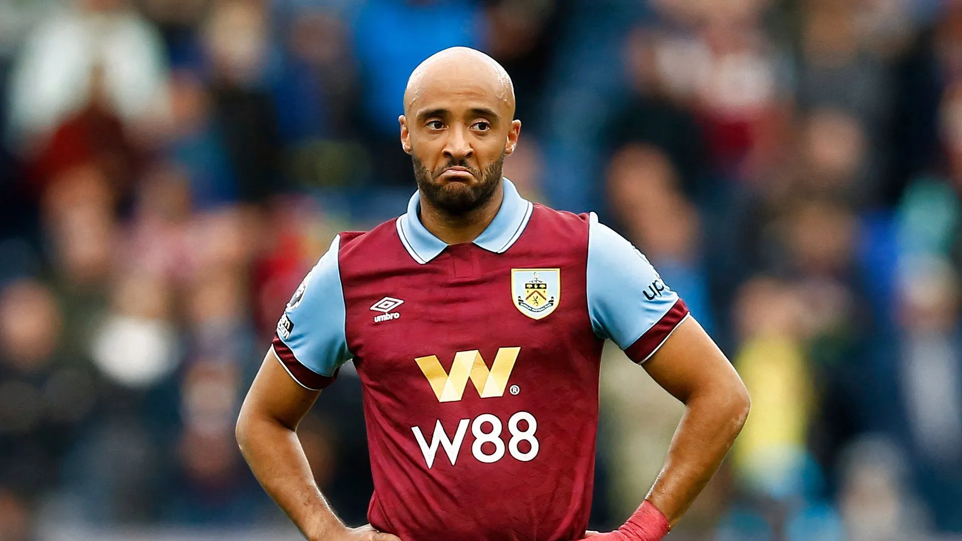 Nathan Redmond — sát thương biên có kinh nghiệm Ngoại hạng, phương án tăng sáng tạo cho đội Championship