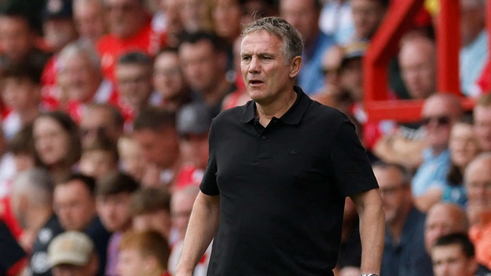Phil Parkinson và Josh Windass: phối hợp giữa HLV và tiền đạo trong lối chơi của Wrexham