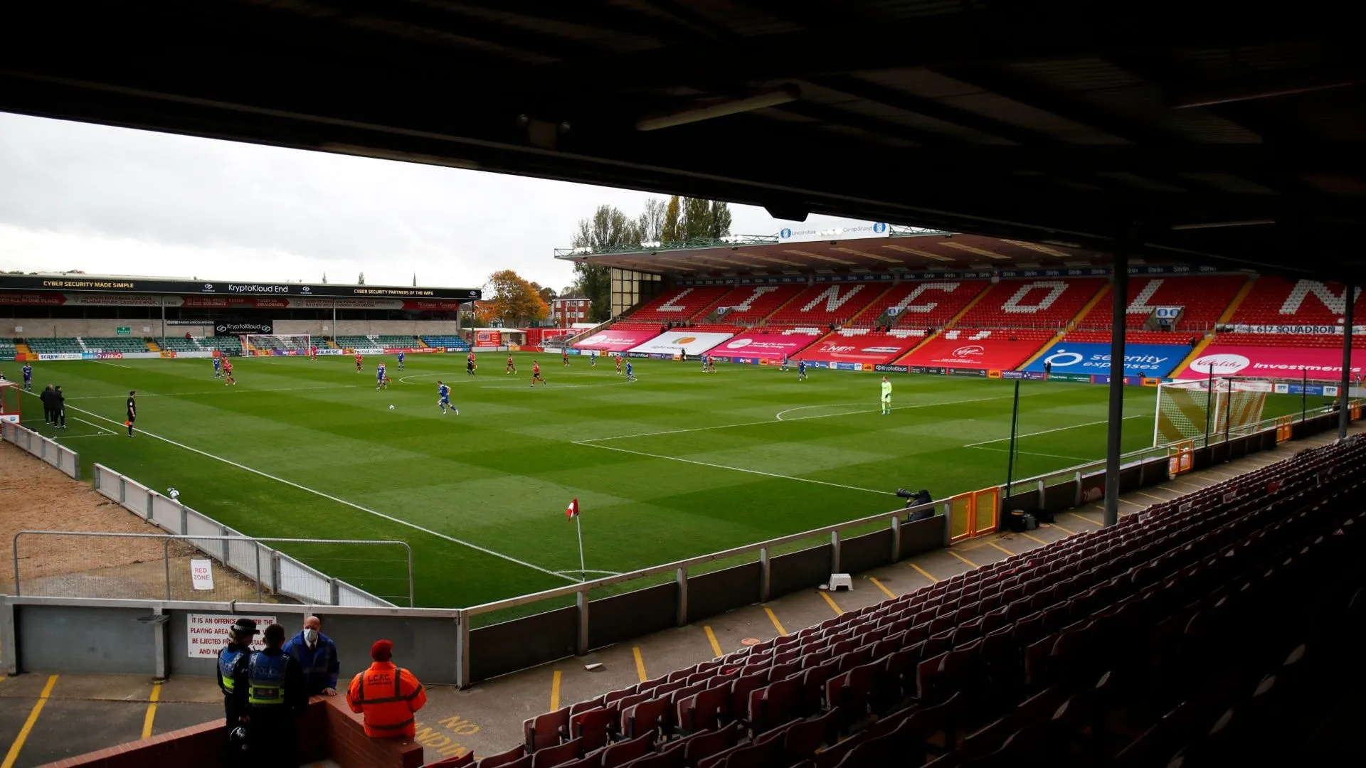 Sân LNER — môi trường thi đấu League One cho cầu thủ mượn thích ứng thể lực và chiến thuật